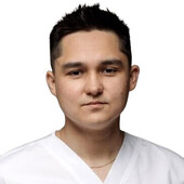 Магасумов Эмиль Рамилевич — стоматолог
