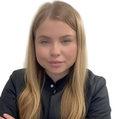 Шаповалова Валентина Валентиновна — гигиенист стоматологический