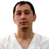 Искаков Амир Ренатович — стоматолог, стоматолог-терапевт