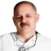 Аджиашвили Армен Вилиамович — стоматолог-ортопед