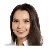 Кириллова Юлия Олеговна — стоматолог-терапевт, стоматолог