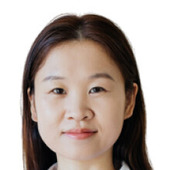 Лю Аили — стоматолог