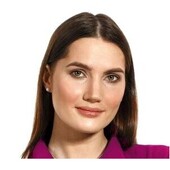 Васильева Влада Владимировна — стоматолог, стоматолог-ортодонт