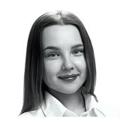 Парменова Кристина Андреевна — стоматолог, стоматолог-гигиенист