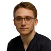 Каразян Эдуард Артурович — стоматолог, стоматолог-гигиенист