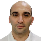Мкртчян Тигран Карапетович — стоматолог