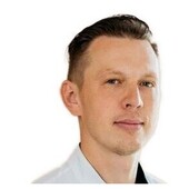 Петров Алексей Игоревич — офтальмохирург