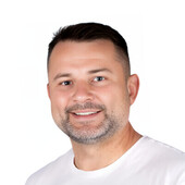 Зинкевич Виктор Геннадиевич — стоматолог-хирург, стоматолог-имплантолог