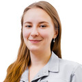 Есюнина Анастасия Артемовна - стоматолог, стоматолог-гигиенист