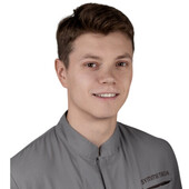 Лупушару Антон Владимирович — стоматолог, стоматолог-терапевт