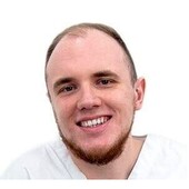 Гилев Евгений Павлович — стоматолог, стоматолог-хирург