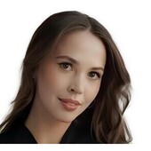 Сухановская Анастасия Владимировна — стоматолог-ортодонт, стоматолог