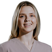 Шадрина Кристина Николаевна — стоматолог, стоматолог-терапевт