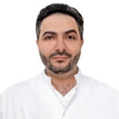 Алзиралхусейни Ахмед Салахдинович — хирург