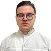 Селин Денис Александрович — терапевт