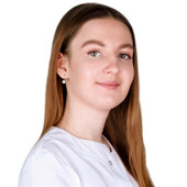 Золотова (Волкова) Арина Александровна — стоматолог, стоматолог-ортодонт