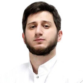 Алиев Амир Гамзатович — стоматолог, стоматолог-хирург