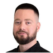 Тащан Евгений Арсенович — стоматолог, стоматолог-ортопед