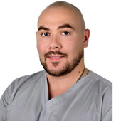 Аметов Артур Иззетович — стоматолог, стоматолог-терапевт