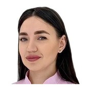 Ахметова Эльвира Юрьевна — окулист (офтальмолог)