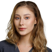 Кравцова Арина Максимовна — стоматолог, гигиенист стоматологический