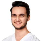 Низамов Вильдан Рашитович — стоматолог, стоматолог-хирург