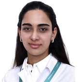 Зиярова Диана Японовна — флеболог, сосудистый хирург