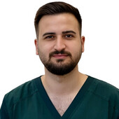 Маруф Аус Камалович — стоматолог, стоматолог-хирург