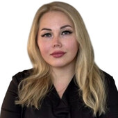 Буслаева Алена Сергеевна — стоматолог, стоматолог-терапевт