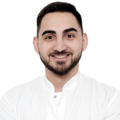 Бешли Орхан Рафетович — пластический хирург