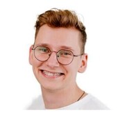 Войнич Денис Сергеевич — стоматолог