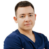 Яковлев Илья Андреевич — стоматолог-хирург, челюстно-лицевой хирург