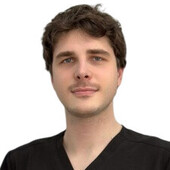 Околелов Андрей Олегович — стоматолог-ортодонт
