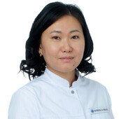 Аяна Артуровна Салчак — окулист (офтальмолог)