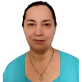 Колмакова Альфия Альбертовна — массажист