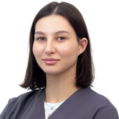 Тотаева Валерия Олеговна — стоматолог, стоматолог-имплантолог