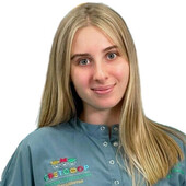 Личковаха Алина Ивановна — гигиенист стоматологический