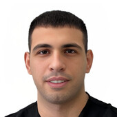 Маргарян Александр Сергоевич — стоматолог-хирург, стоматолог-имплантолог