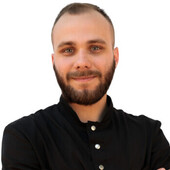 Околелов Павел Александрович — стоматолог, стоматолог-терапевт