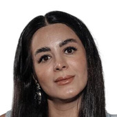 Салари Саидех — стоматолог