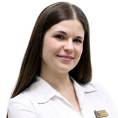 Томилина Алина Олеговна — стоматолог, стоматолог-терапевт