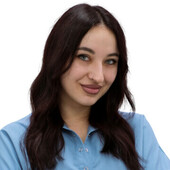 Бушаева Анастасия Виталиевна — стоматолог, стоматолог-хирург