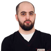 Нуралиев Абулмуслим Магомедович — стоматолог-хирург