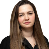 Ушакова Анна Викторовна — стоматолог, стоматолог-терапевт