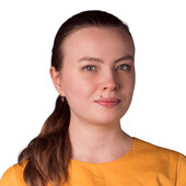 Зуева Юлия Евгеньевна — стоматолог