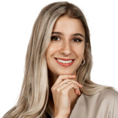 Львова Виктория Сергеевна — гигиенист стоматологический, стоматолог