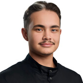 Гараев Денис Маратович — массажист