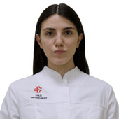 Мухамедьярова Алина Альбертовна — стоматолог-хирург
