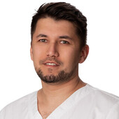 Аманбаев Тимур Михайлович — стоматолог, стоматолог-терапевт