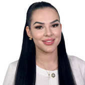 Комарова Ксения Михайловна — косметолог